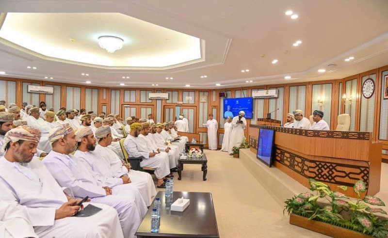 وزارة العمل تتناول تحديات القطاع الخاص