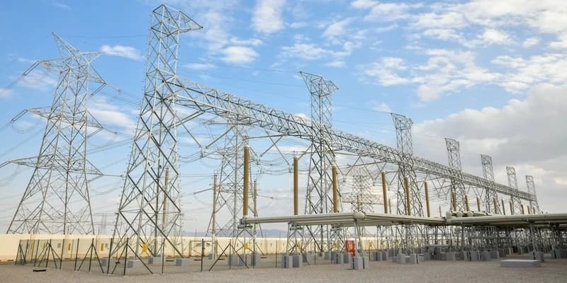 زيادة إنتاج الكهرباء في عمان 4.5%