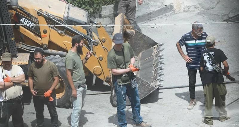 Gaza Martyrs Rise as Israel Escalates in West Bank