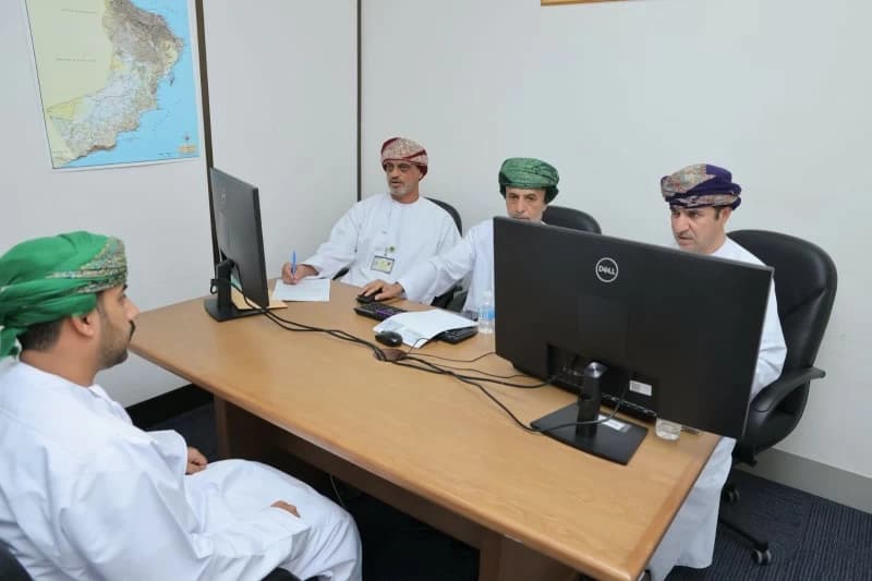 وزارة العمل تسعى لتوظيف 1222 فرصة