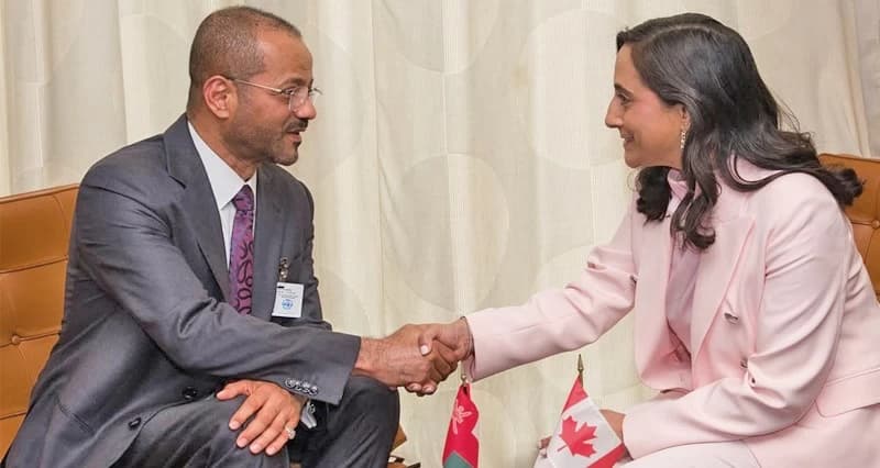 Badr bin Hamad Meets Canadian Leader