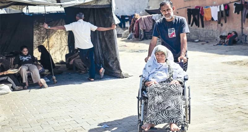 مجزرة في غزة ومخطط لتقسيم الضفة