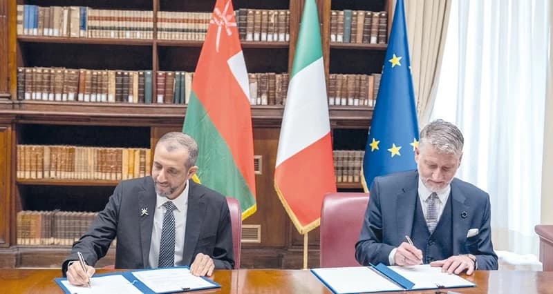 عمان وإيطاليا تتفق على تعزيز التعاون في التراث