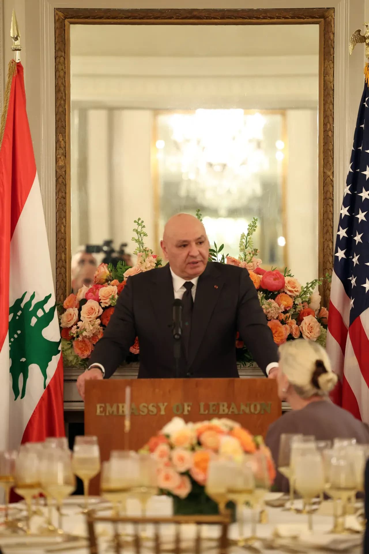 معوض يقيم عشاء تكريمي بحضور مسؤولين أمريكيين