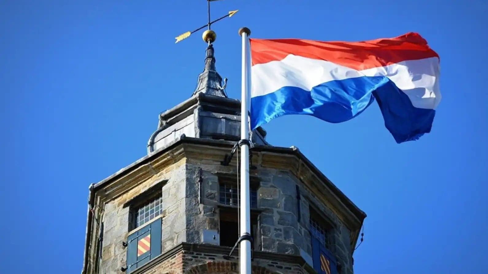 Israel sanctions Dutch diplomats