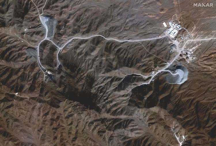 Iran strengthens nuclear site defenses