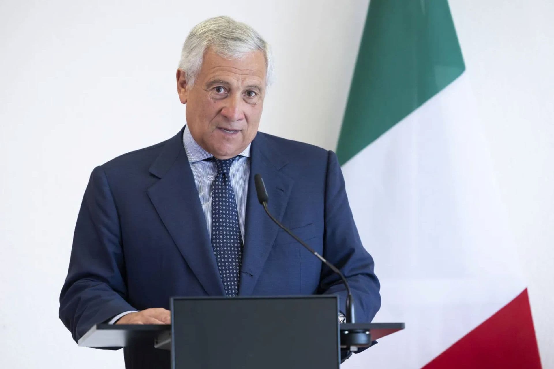 Italian Foreign Minister praises Lebanon's death penalty abolition