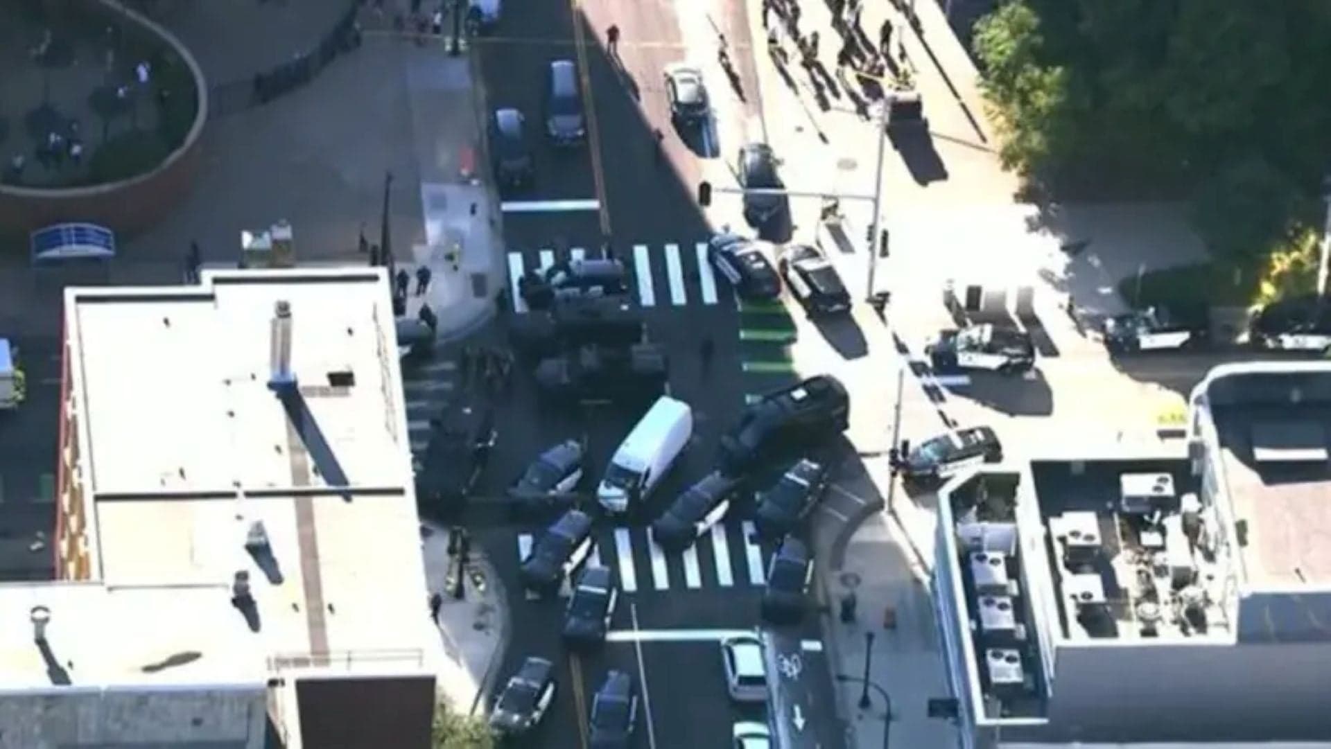 Gunfire in Minneapolis leaves one dead and six wounded
