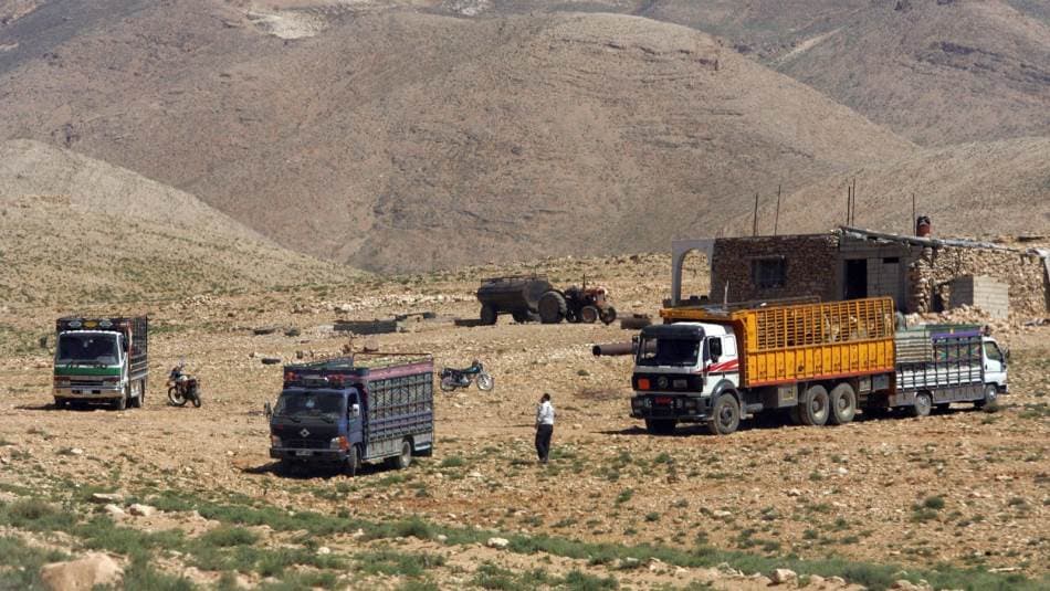 كيف ساهمت حدود سوريا ولبنان في اقتصاد التهريب