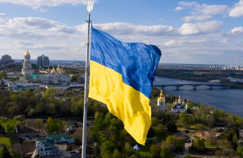 Ukrainian Army Targets Missile Fuel Plant