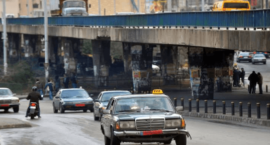Rock from Cola Bridge hits car