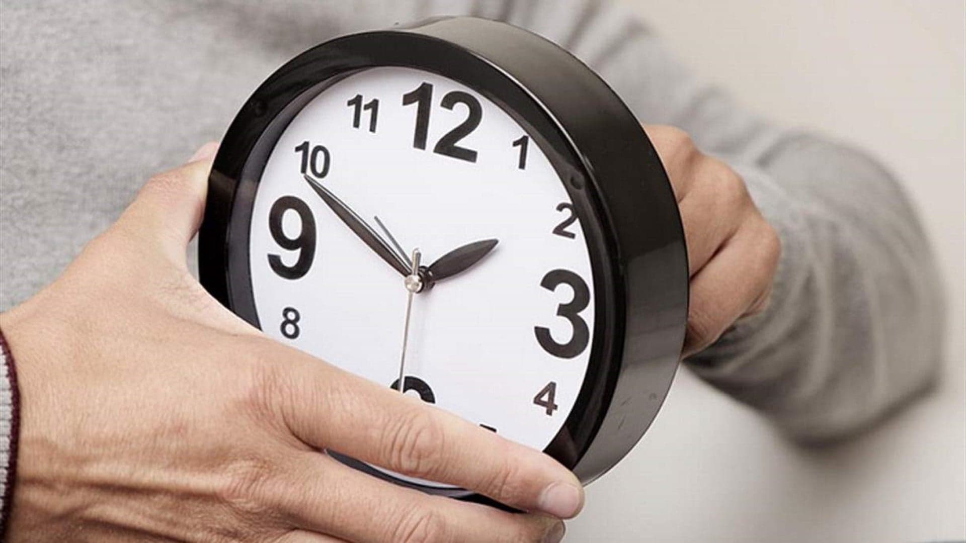 Remember to set clocks back for winter