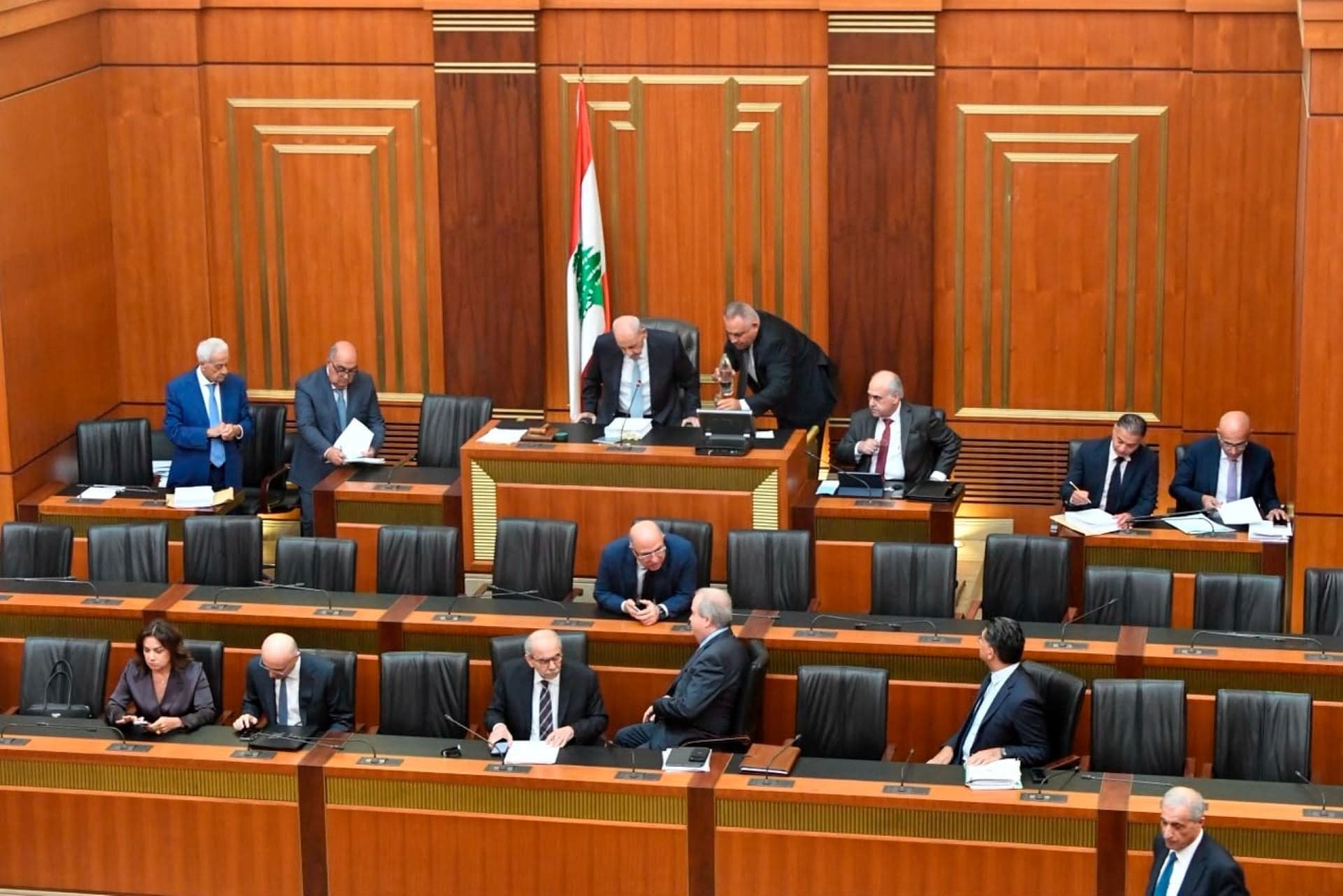 فقدان النصاب والجلسة