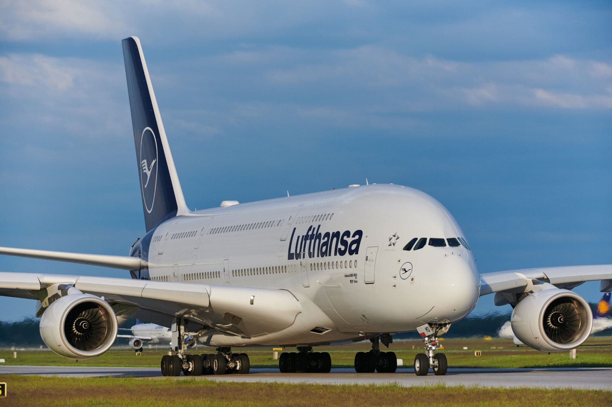 Companies suspend flights to Israel