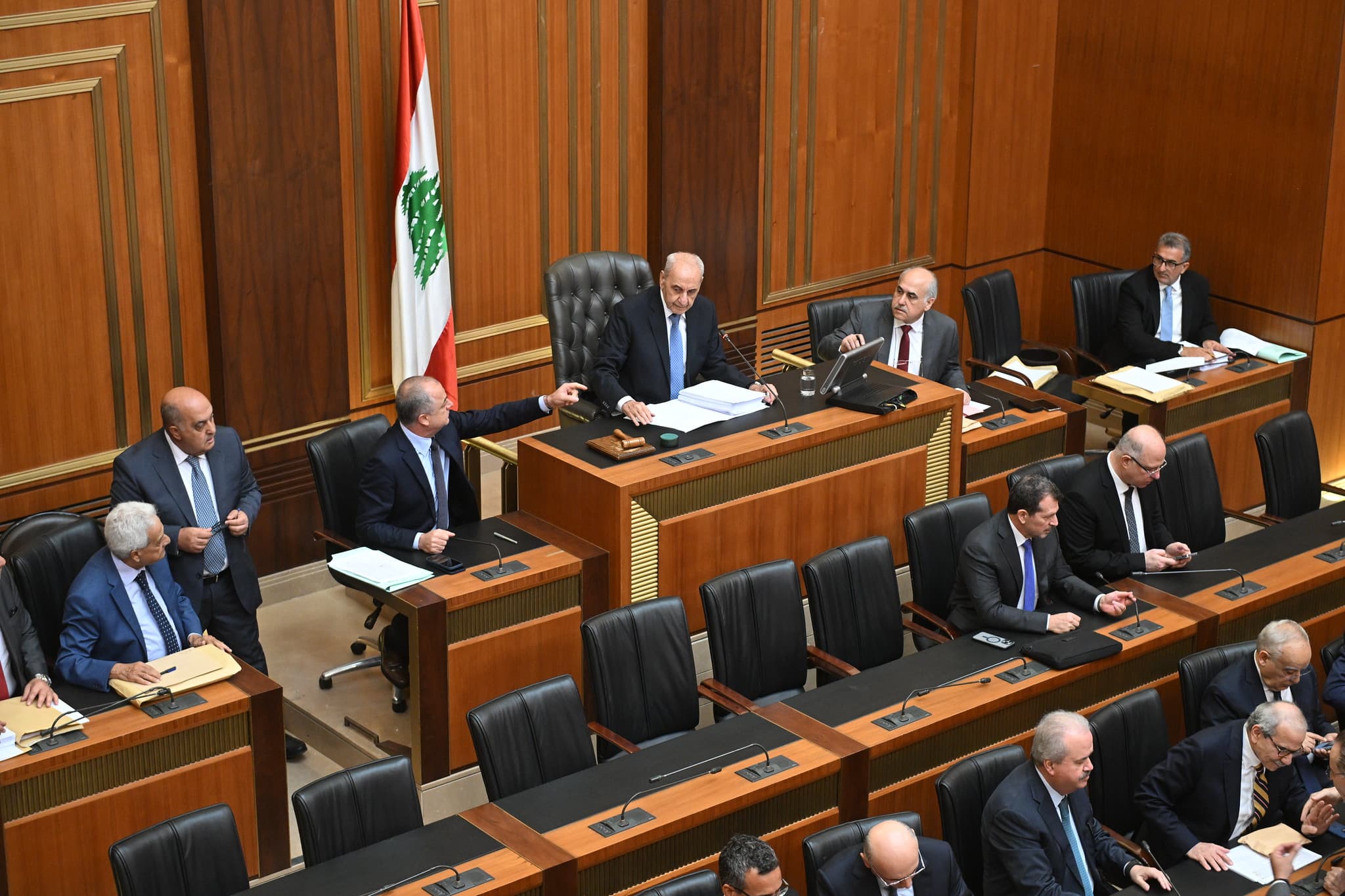 Bari requests EC meeting Monday