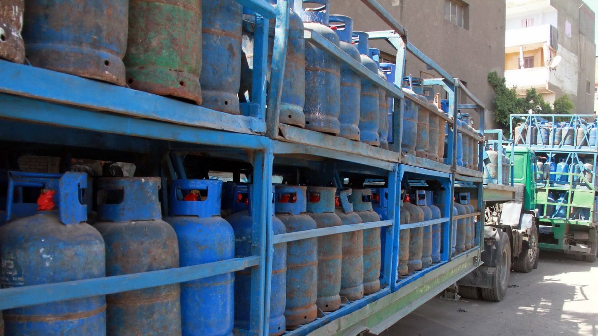 Refill Gas Bottles at Home for Emergencies