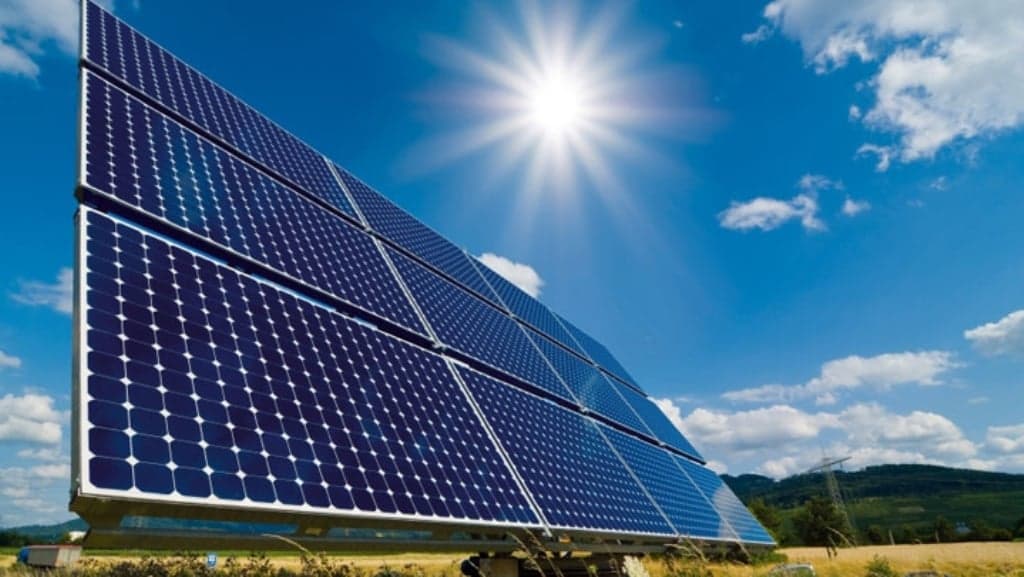 Lebanon's Solar Energy Faces Waste Concerns