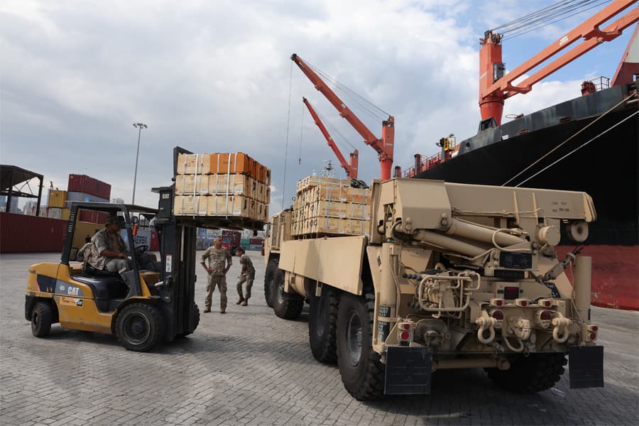 Lebanese army receives 70 containers of US aid