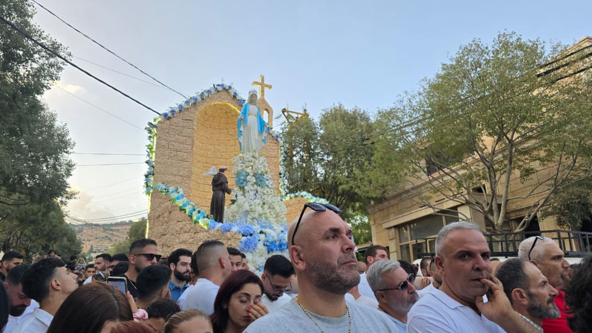 لبنان يحيي ذكرى عيد انتقال السيدة العذراء