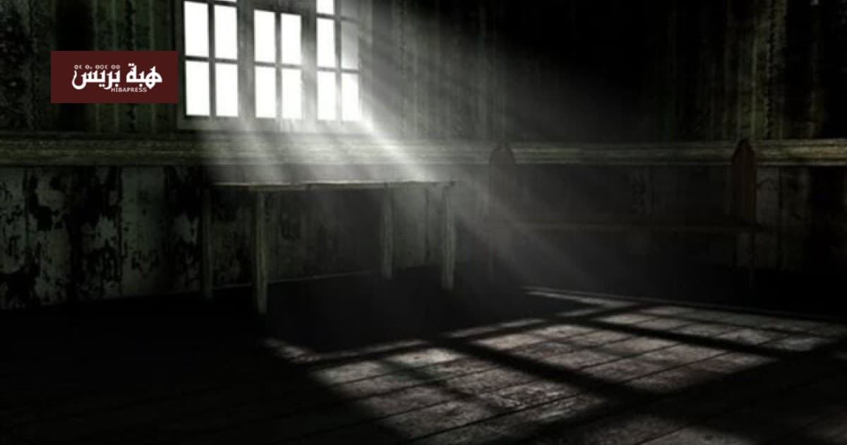 ابن يحول منزل والديه لمعتقل في الناظور