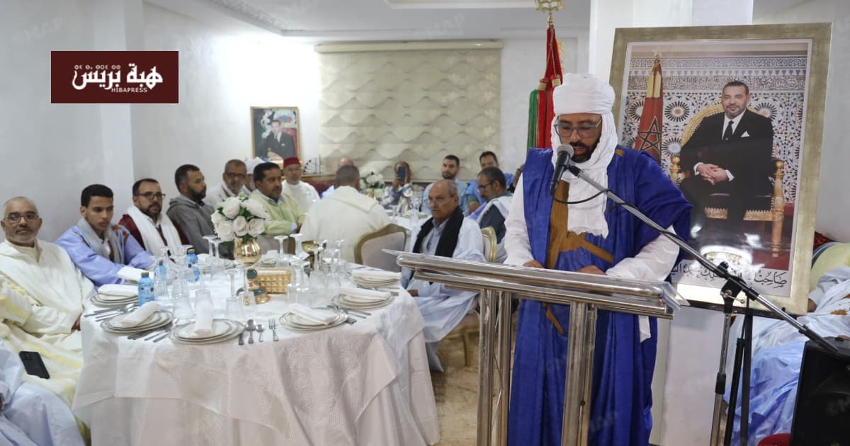 Royal committee delivers gift to Cheikh M'aa El Ainine