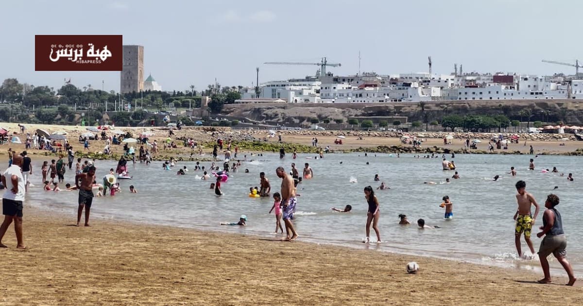 حرارة عالية تدفع سكان سلا والرباط إلى الشواطئ