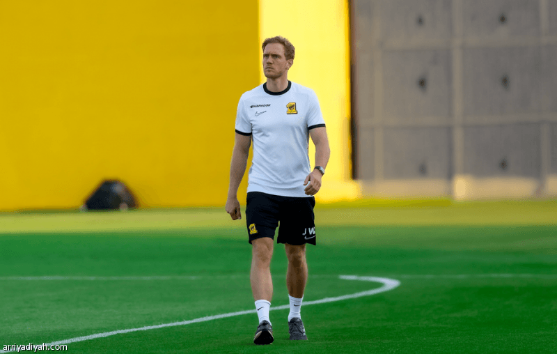 Unionists face internal divisions with Wijnaldum involved