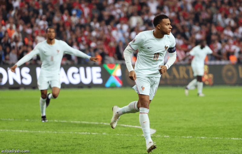 دوري الأمم: مبابي يمنح زيدان أول فوز ويصاب