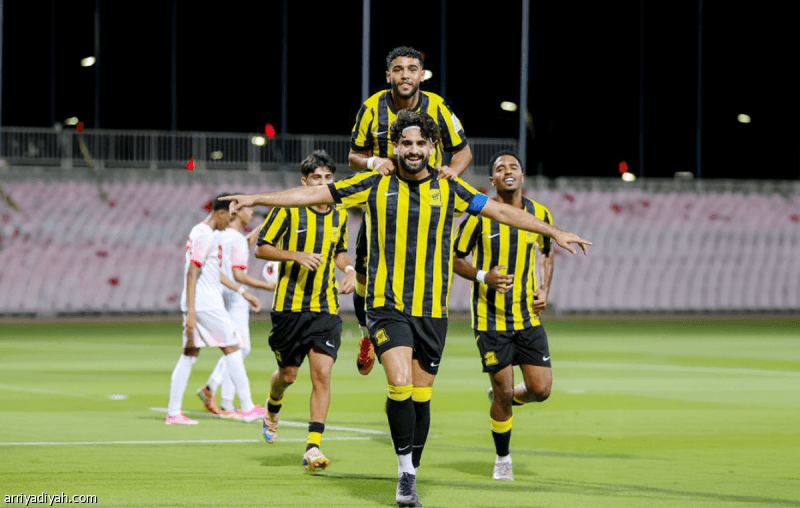 Al-Ittihad and Al-Qadsia in Sky Cup League