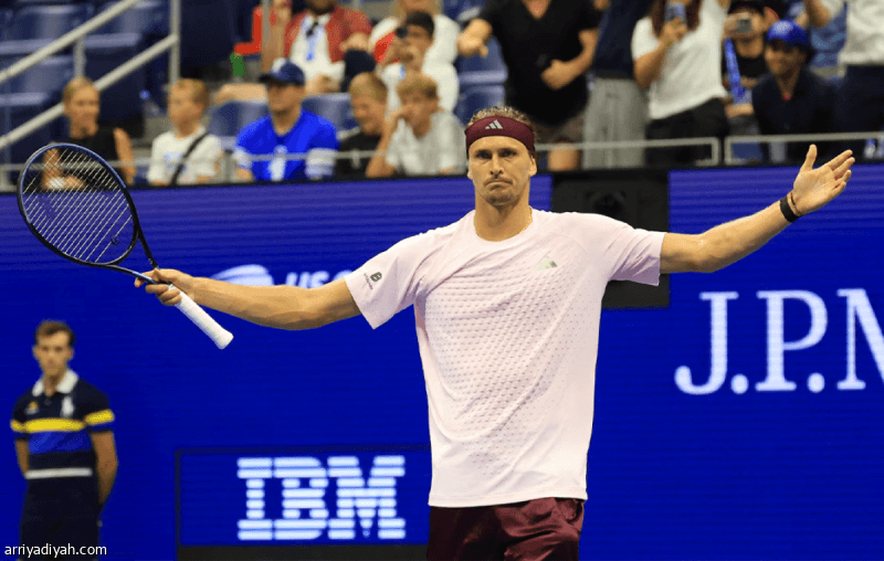 Zverev progresses to round two at Flushing Meadows