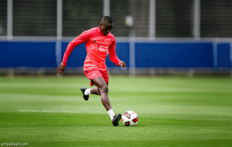 Leverkusen restores Diaby to squad