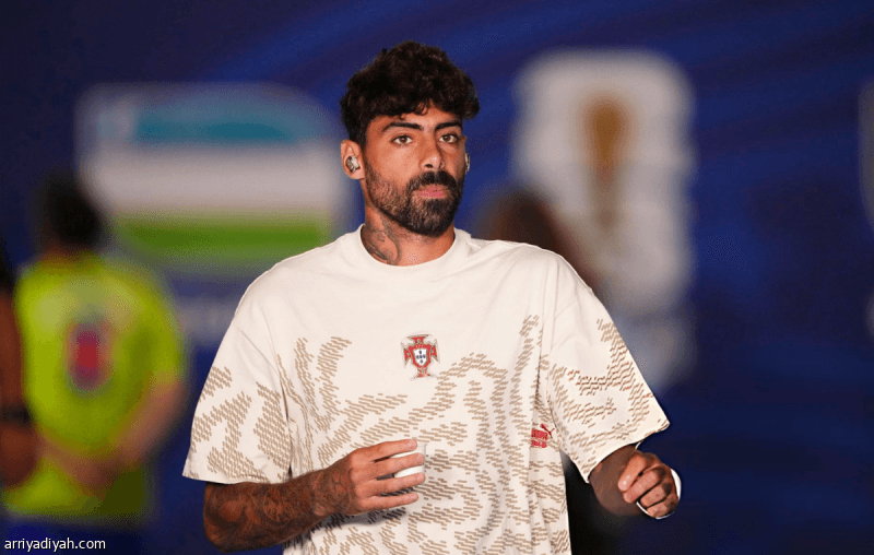 Al-Nassr signs Costa with 42 million