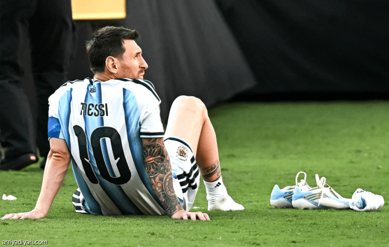 Messi Says Goodbye to Father Amid Uncertainty