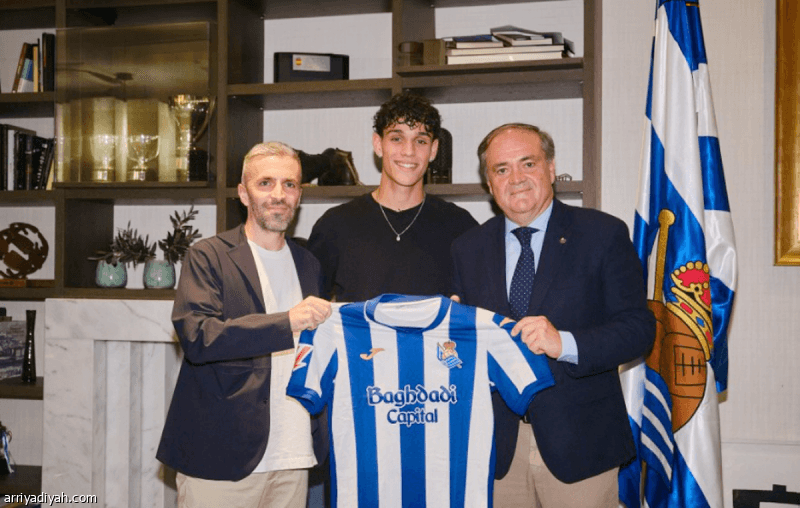 Sociedad signs Barcelona defender