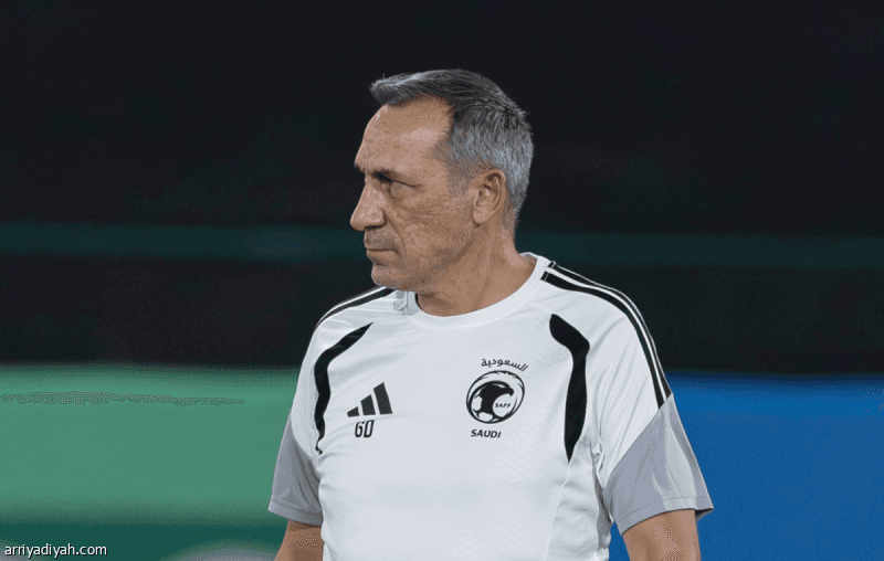 Donis makes five changes omitting Al-Hadran