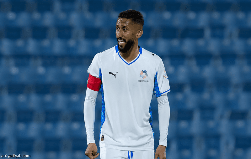 الرياض تقترب من التعاقد مع الفرج
