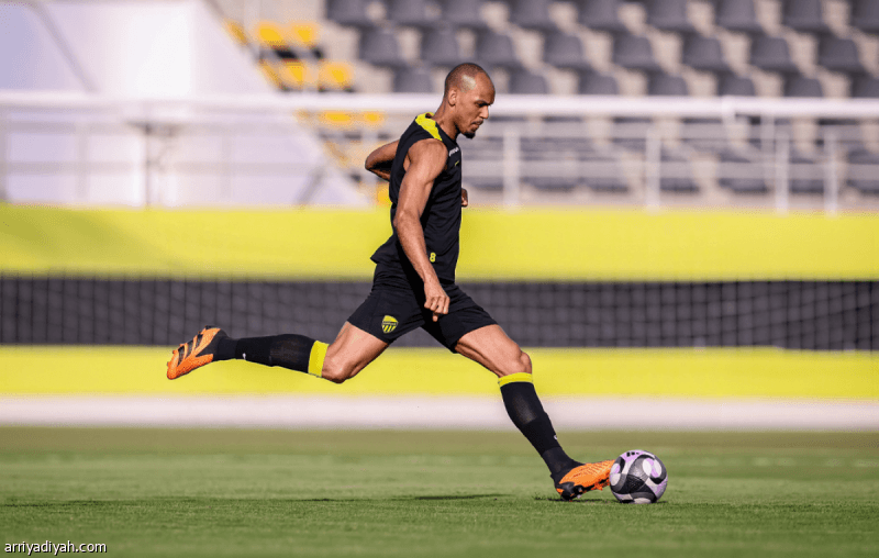 فابينيو يودع الاتحاد ويبدأ التشجيع