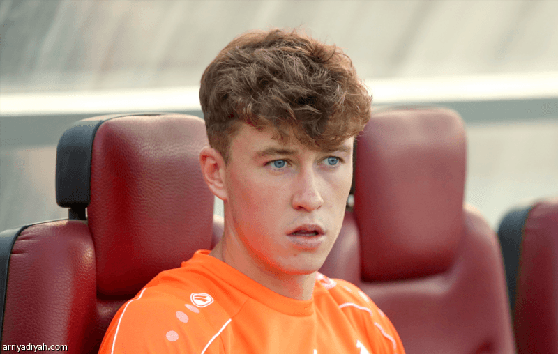 Hendry to stay for two more seasons