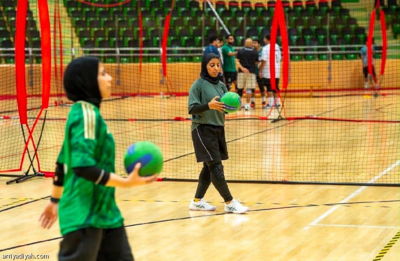 Midfield Drill with 200 Players in Saudi Championship