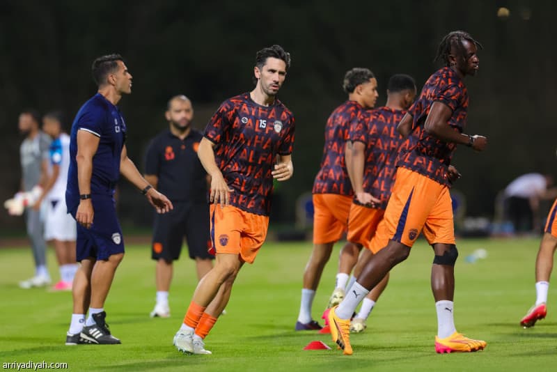 الفيحاء يعيد أوليفيرا لمواجهة الهلال
