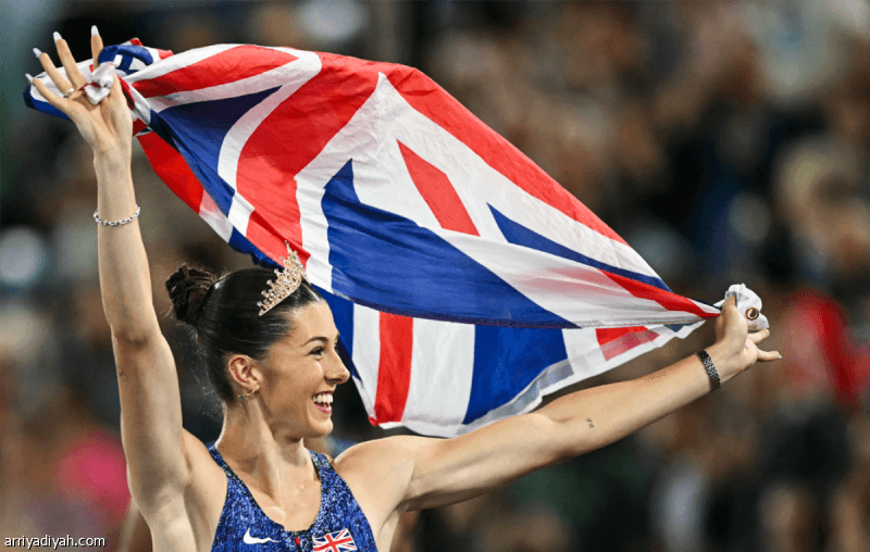 European forces Dina and Amy make British history