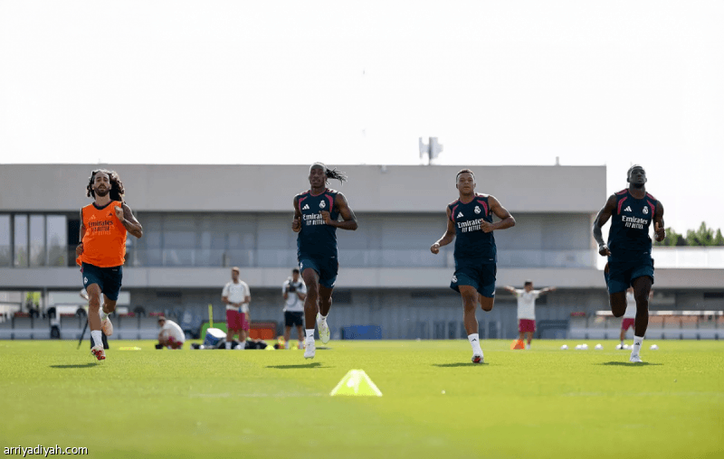 Mbappé rejoins Real Madrid training