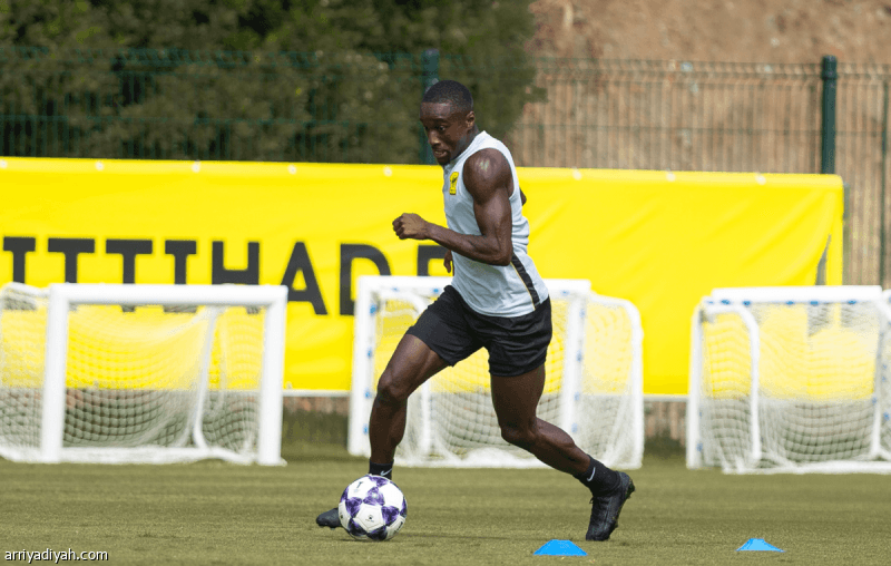 Inter waits for union after Diaby approval