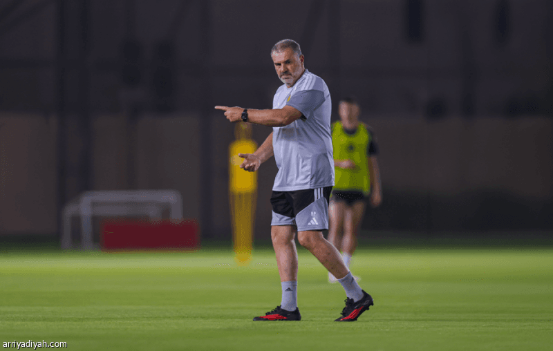 3 يغيرون النصر وكوستا أساسي
