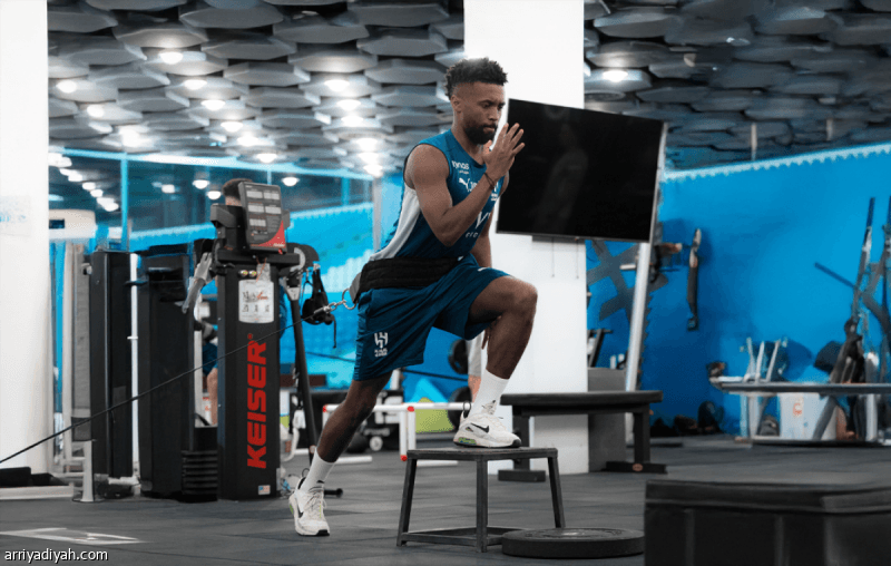 اليامي يبدأ الاستعداد بعد معسكر الهلال