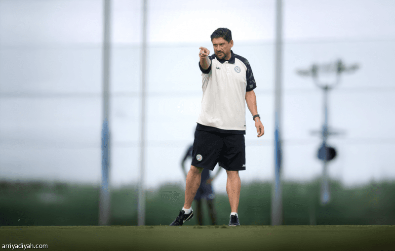Agreement targets two midfielders after Papa's suggestion