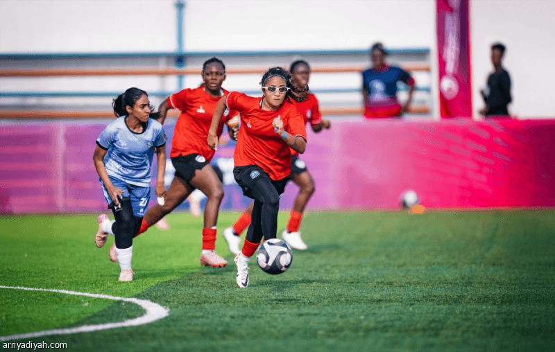 September 18 First Ladies begins with four matches
