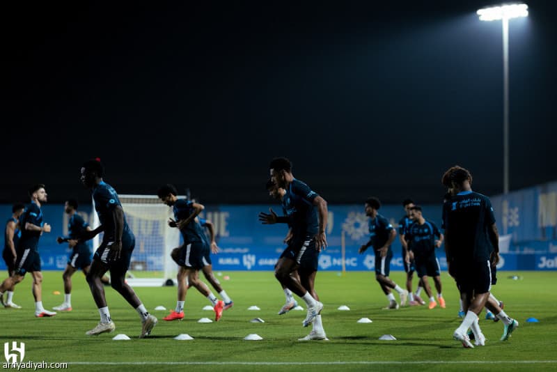 لاجامي يبدأ تدريبات الهلال وسمرفيل يكتفي بالاسترجاع
