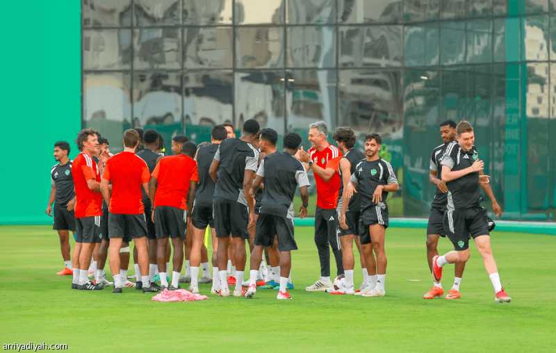Artém emerges among Al-Ahly's choices
