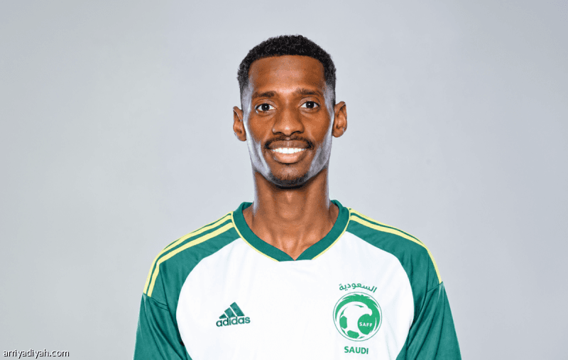 Al-Ahli reserves pass test and wait for offer